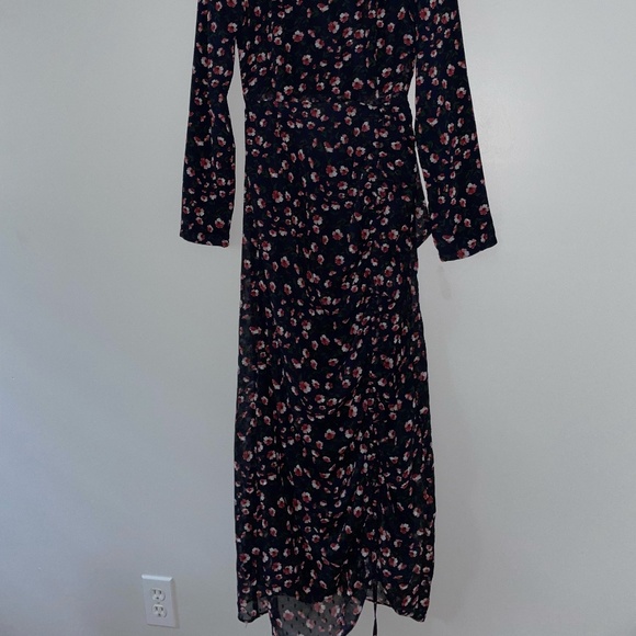 Navy Floral Ruched Maxi Dress - Urban Modesty - Picture 3 of 5